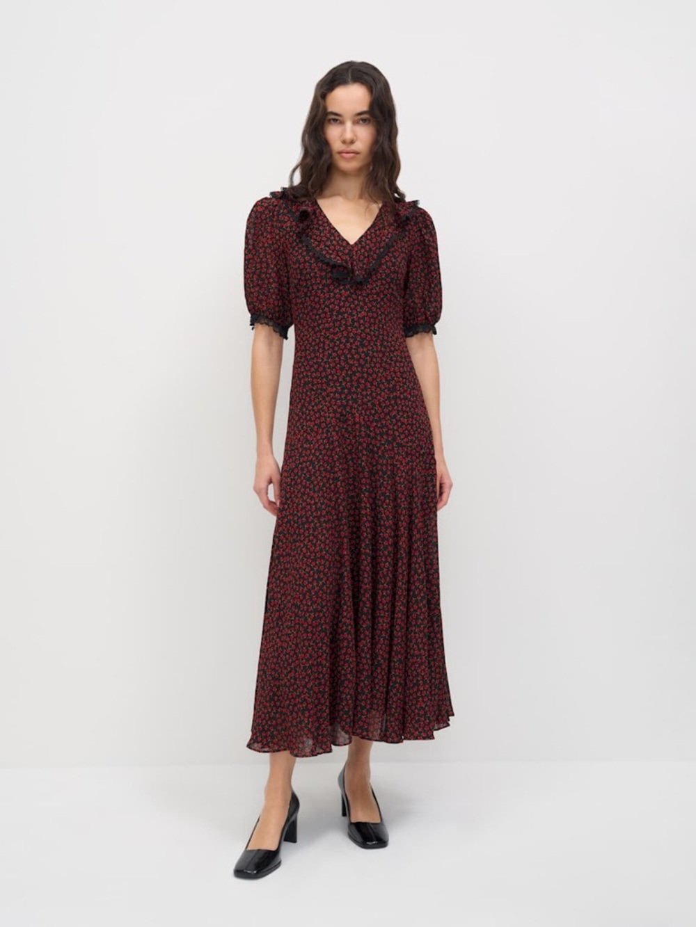 NWT! Reformation Evra Lace Trim Dress